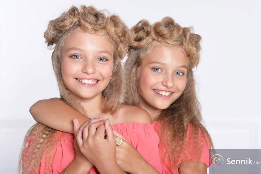 dzieci bliźniaczki