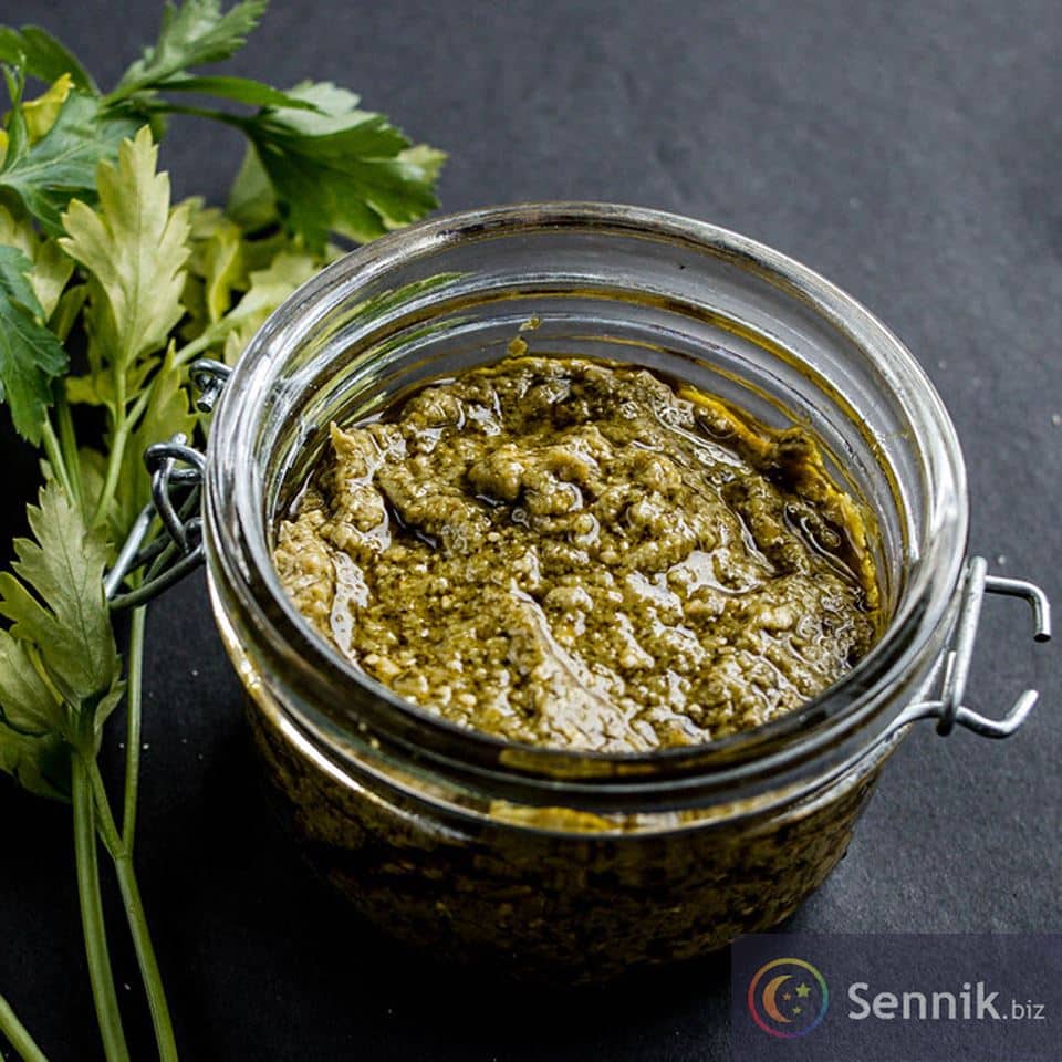 Sennik Pesto